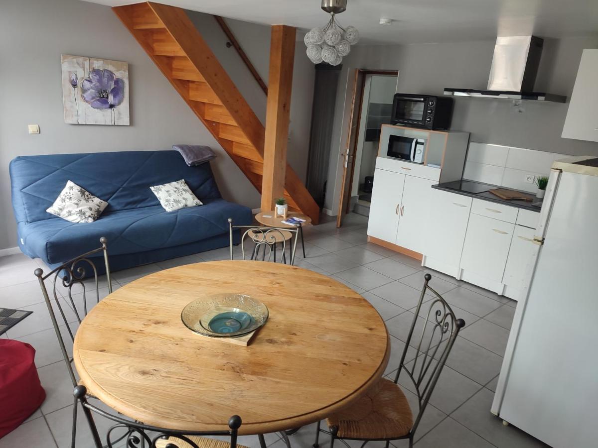 Вилла Claude Et Astrid Tour-en-Bessin Экстерьер фото